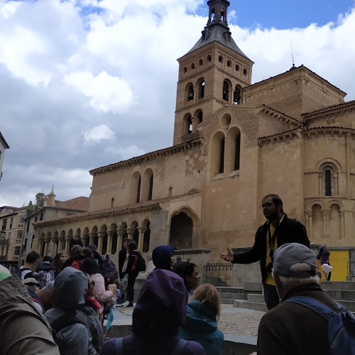 Segovia y Ávila: Visita guiada a pie desde Madrid