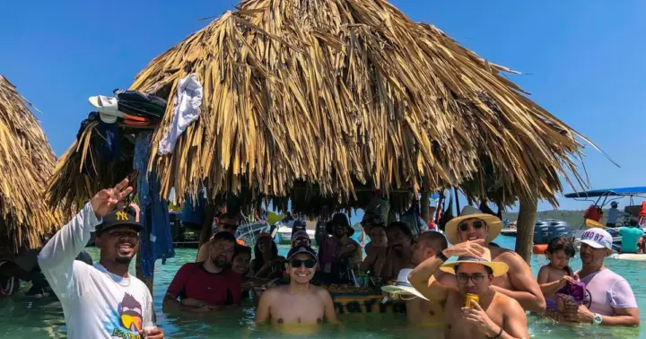 Tour a la isla de las fiestas Cholon