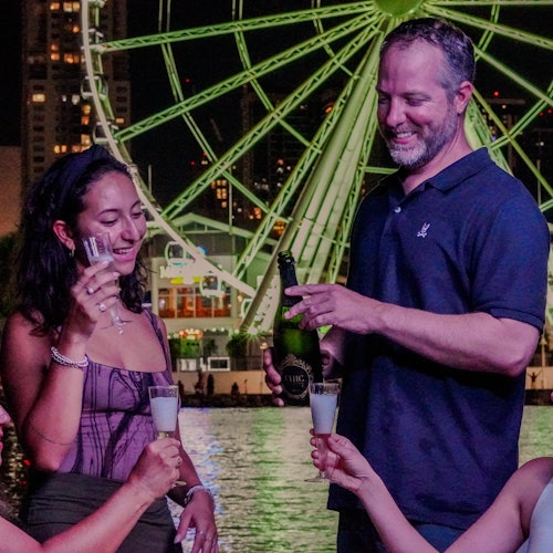 Miami: Excursión semiprivada en barco + Copas