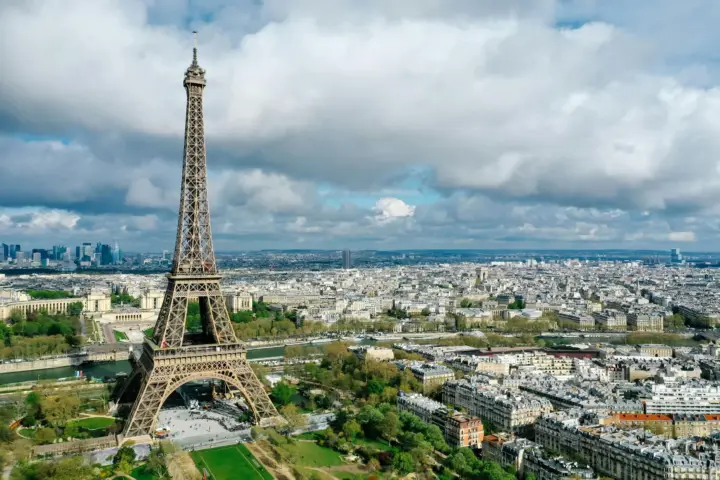 Torre Eiffel: visita guiada privada al icono de París