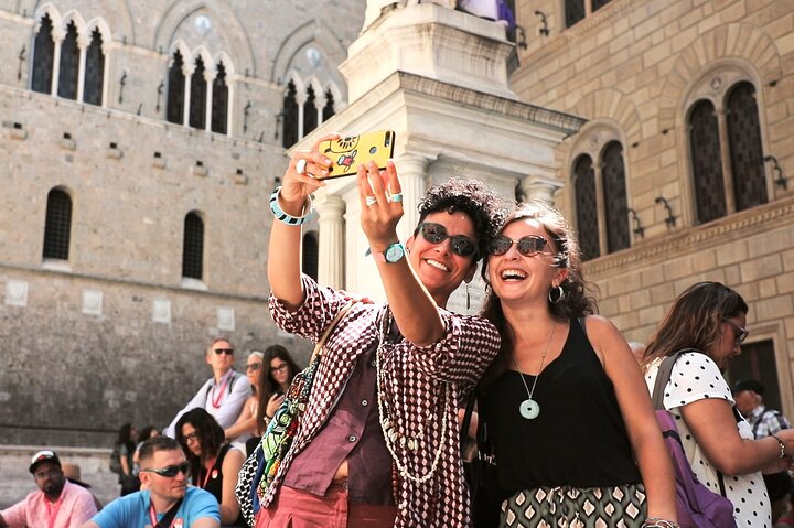 Excursión de un día a San Gimignano, Siena, Monteriggioni, Chianti con almuerzo y cata de vinos