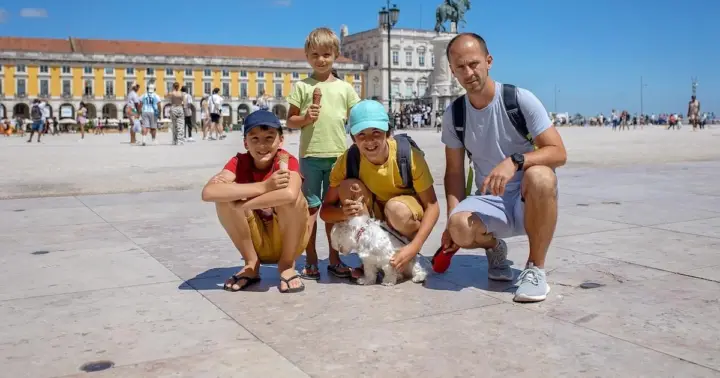 Lisboa: tour familiar privado con castillo, degustaciones y juegos