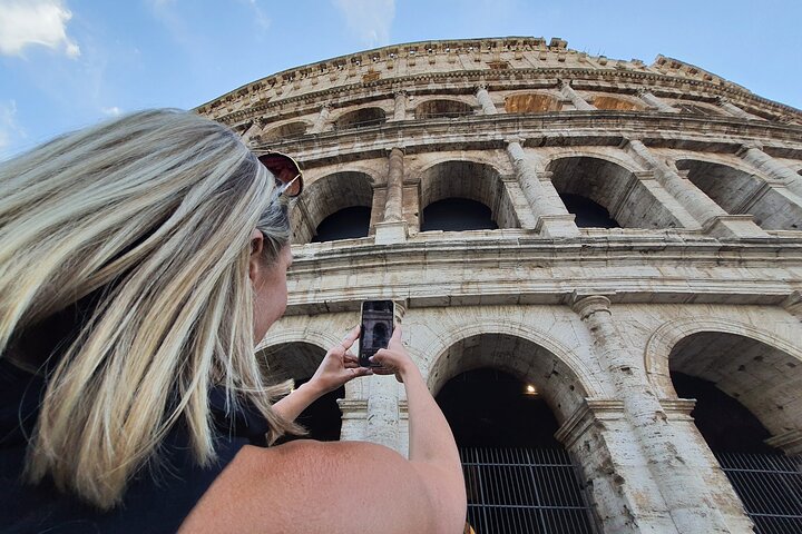 Visita guiada privada del Coliseo San Pedro encadenado y el Moisés de Miguel Ángel