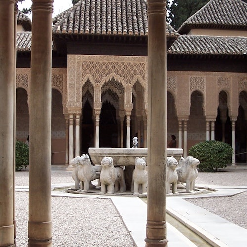 Alhambra & Nasrid Palaces: Skip The Line Ticket + Audio Guide