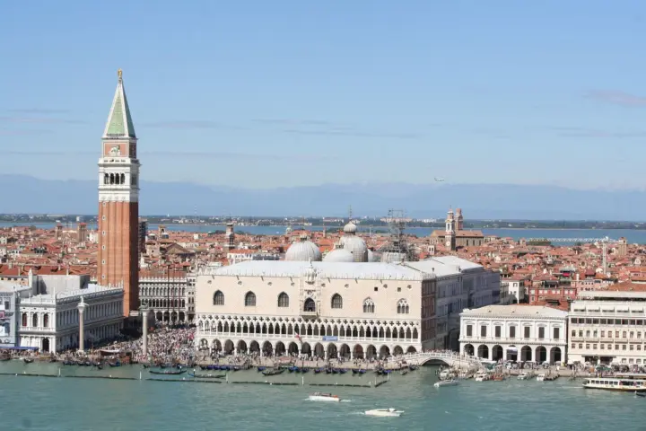 Venice: Doge's Palace, Bridge of Sights, St.Mark's Basilica