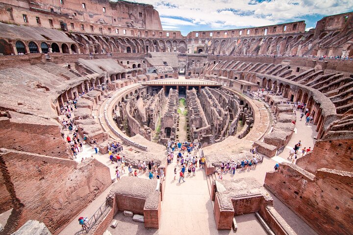 Visita guiada a pie de la Antigua Roma : Coliseo, Foro y Palatino
