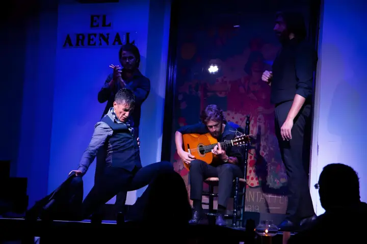Espectáculo de flamenco en el Tablao El Arenal