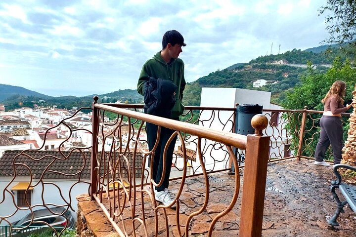 Excursión privada a pie en Ojén por Tours en Málaga