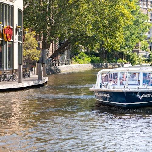 Amsterdam: Blue Boat Canal Cruise