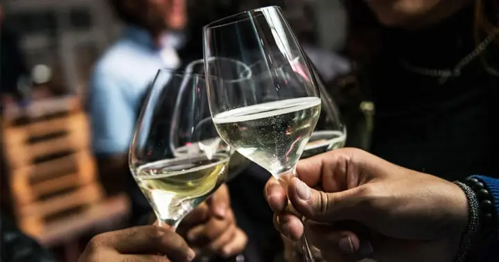 Venecia: tour guiado por bacari típicos con aperitivo y «cicchetti» en Rialto