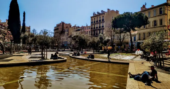 Marsella: Visita guiada a pie por el barrio y el mercado de Noailles