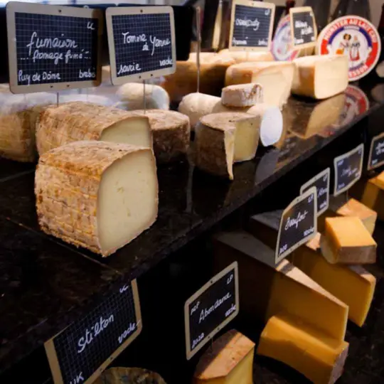 Bordeaux Gourmet Experience: Cheese & Wine Tasting