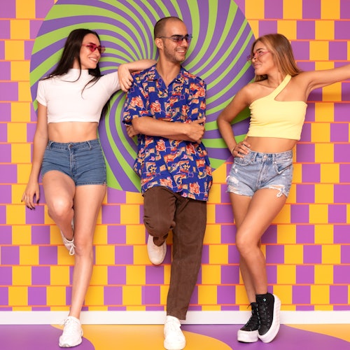 Cliché Selfie Gallery: Entrada