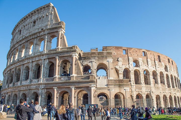 Tour privado de Roma: Foro del Coliseo y punto destacado de la ciudad