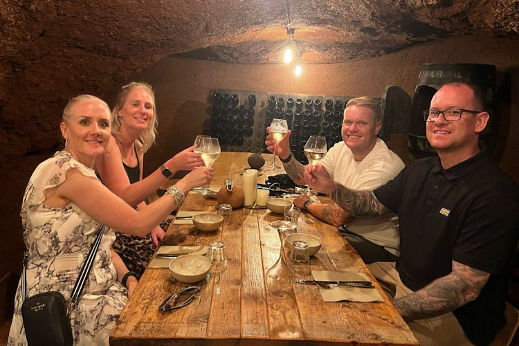 Cena a la luz de las velas en las Termas Agripa de Roma