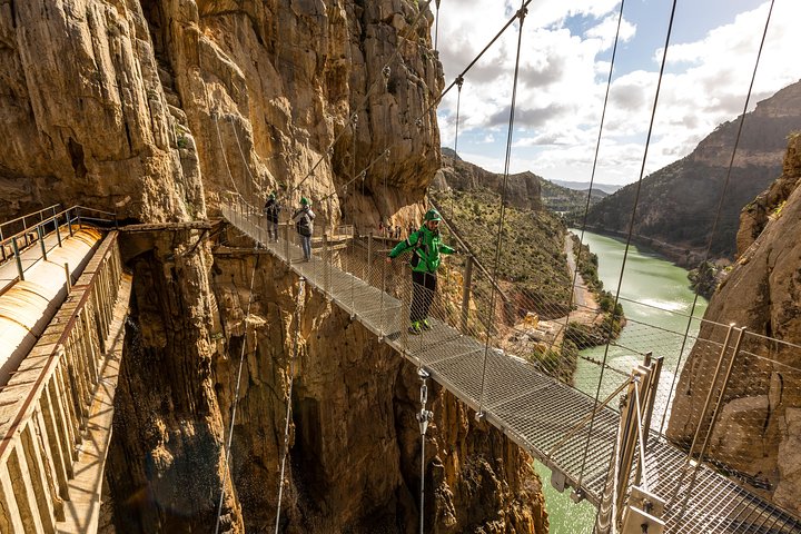 Visita guiada al Caminito del Rey y Ardales desde la Costa del Sol