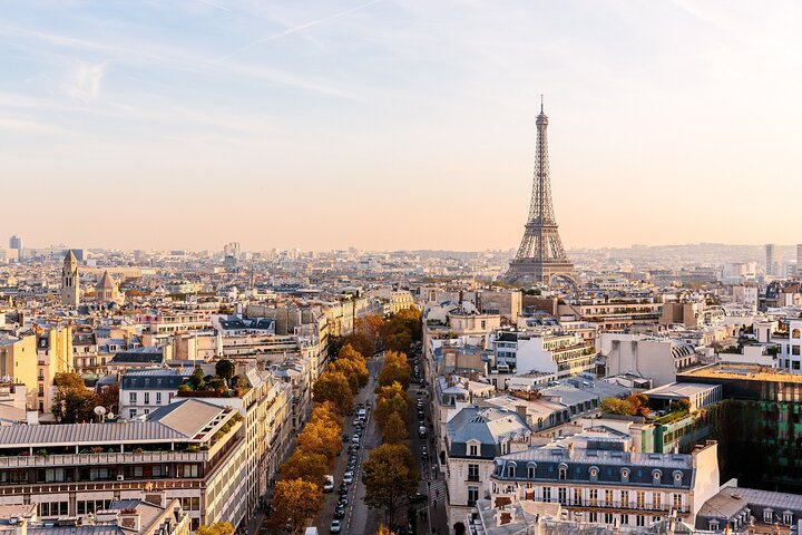 Paris Explorer Rail Tour from London with Paris Sightseeing Bus