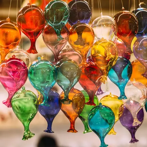 Murano & Burano: Boat Tour + Glass-blowing Demonstration