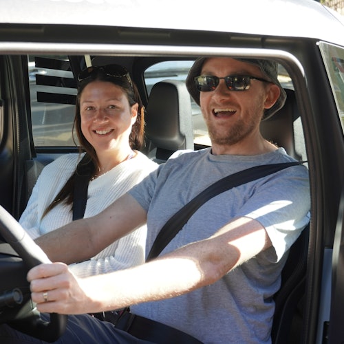 Málaga: Visita Guiada en Coche Eléctrico + Audioguía
