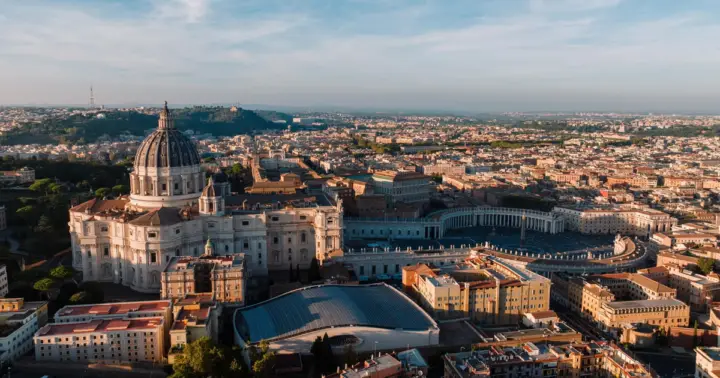 Vaticano: ticket para San Pedro, tumbas y cúpula con app interactiva