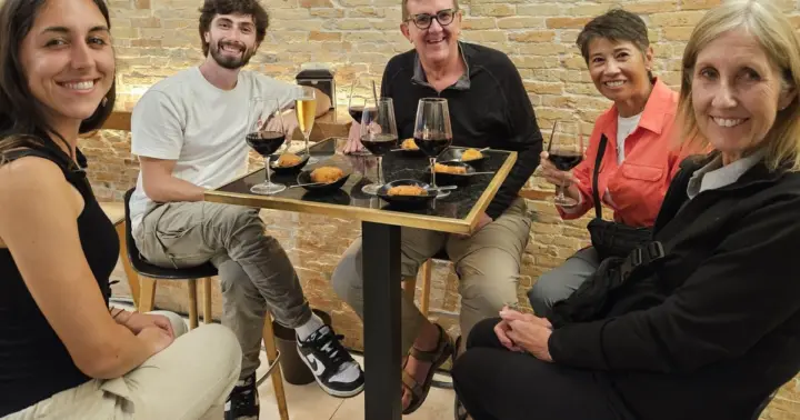 Tour de pintxos secretos de San Sebastián: come donde van los locales