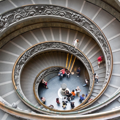 Omnia Smart: Museos Vaticanos, Coliseo y Palacio de Letrán
