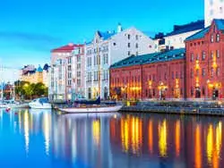Autobús y barco turístico de Helsinki