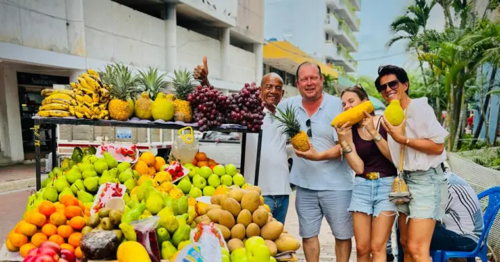 Cartagena Shore Excursion: History & Local Flavors