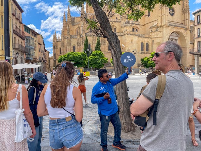 Ávila y Segovia desde Madrid