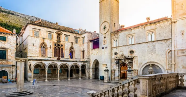 Dubrovnik: tour guiado privado por el Palacio Sponza y el Palacio del Rector
