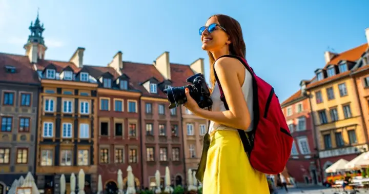 Family Tour of Warsaw Old Town with Fun Activities for Kids
