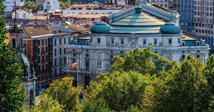 Bilbao: tour a pie por las atracciones imprescindibles