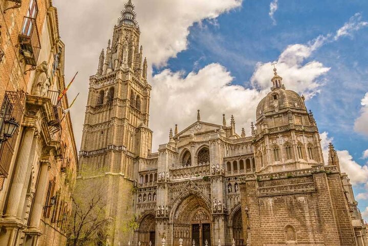 Excursión de un día a Toledo con entrada prioritaria 7 Monumentos