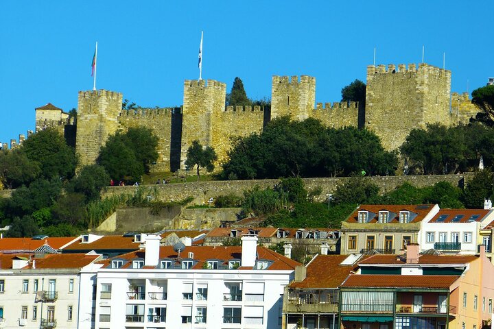Alfama y el Castillo de San Jorge Tour sin colas