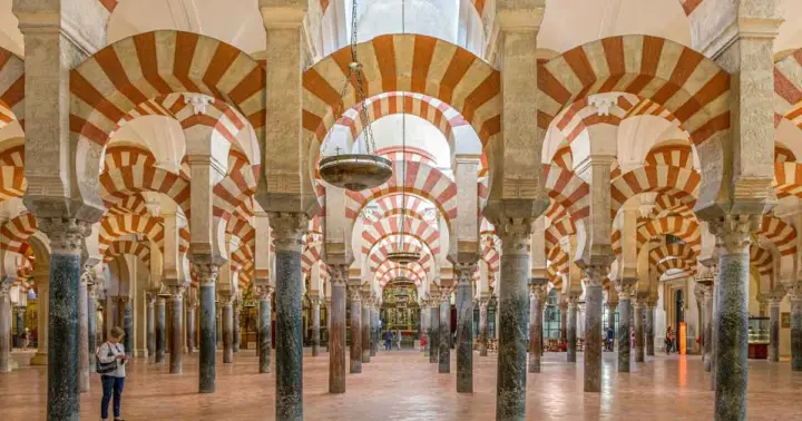 Córdoba: Mezquita y Alcázar Tour privado con tickets de entrada