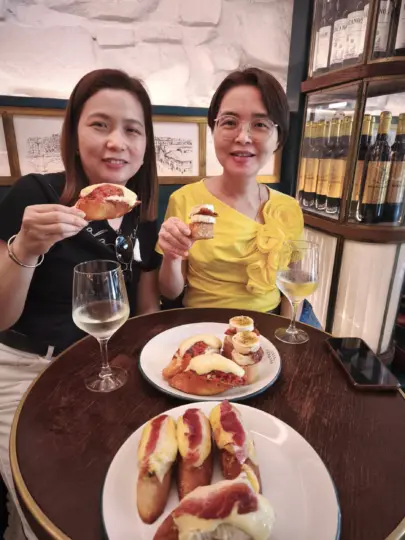 San Sebastián: tour de pintxos y vino por el casco antiguo