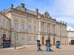 Visita guiada por el Palacio de Amalienborg