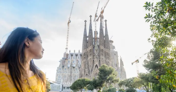 Barcelona: Visita a la Sagrada Familia y visita opcional a la Torre