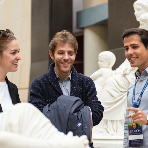 Museo del Louvre: Entrada + Tour guiado semiprivado