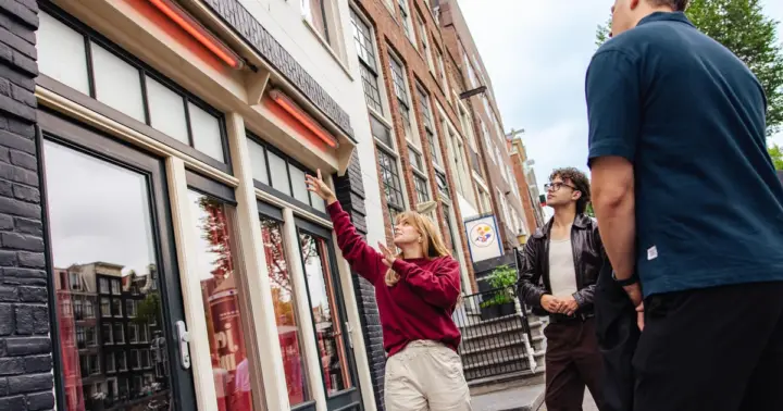 Ámsterdam: tour por el Barrio Rojo y cena con fondue de queso