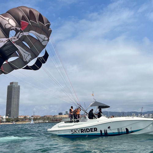 Barcelona: Experiencia Parasailing
