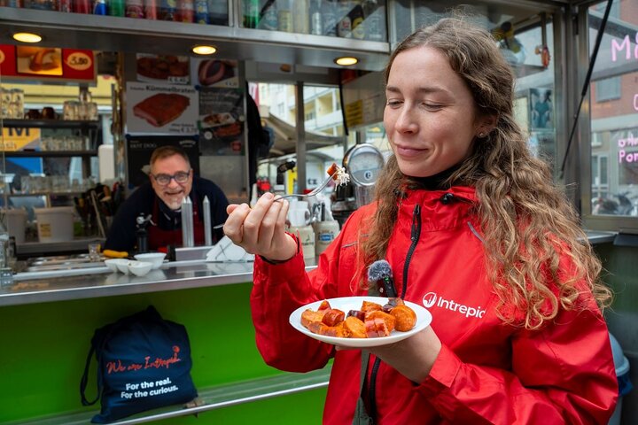 Vienna Food Tour: Coffeehouses, Markets, Lunch & Street Food