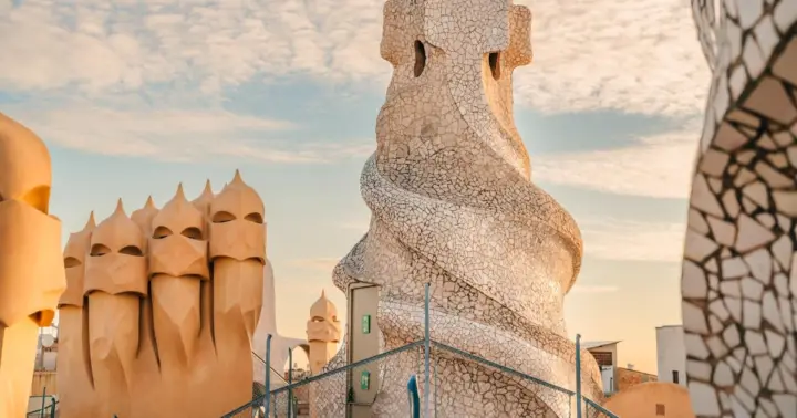 Barcelona: La Pedrera - Casa Milà y exposición de Anselm Kiefer