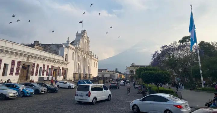 Antigua Guatemala: tour a pie guiado con café
