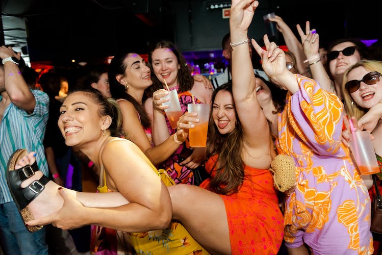Lisbon Legendary Pub Crawl including VIP Club Entry