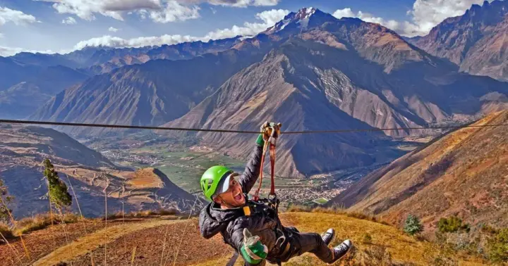 Desde Cuzco: aventura en tirolina por el Valle Sagrado con 4 cables