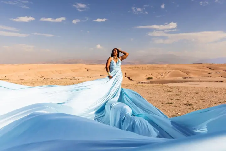 Marrakech: Flying Dress Photoshoot in Agafay Desert