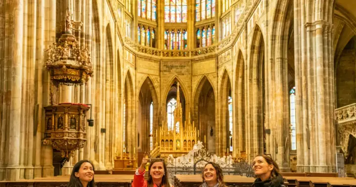 Praga: Visita al Castillo con guía local y ticket de entrada