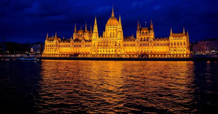 Budapest: crucero con Aperol y Prosecco ilimitados