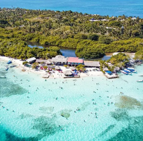 Cartagena: Excursión a las islas Múcura y Santa Cruz Espectacular